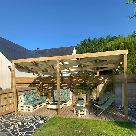 Dans Une Maison Familiale Avec Jardin A 800M De La Plage Bréville-sur-Mer Extérieur photo